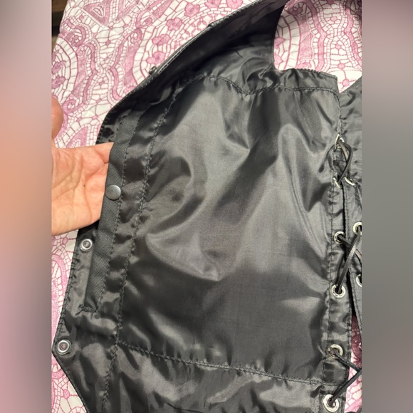 Vance Leathers Black Vest - Picture 6 of 7